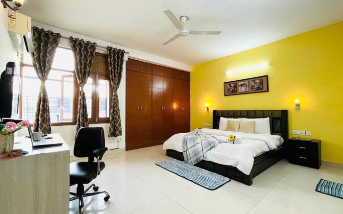 BluO Classic 1BHK - Defence Colony Mkt