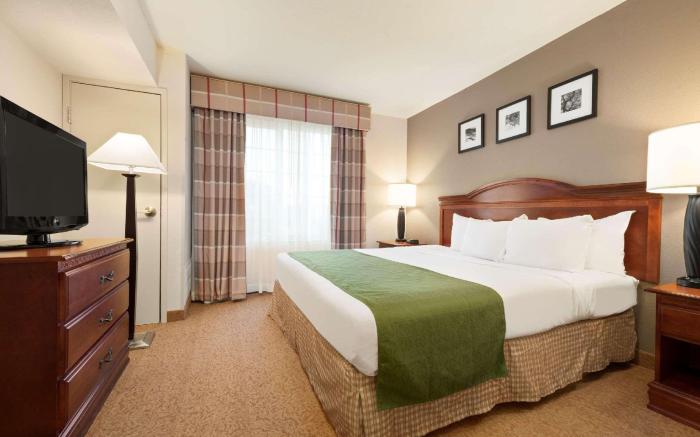 Country Inn & Suites by Radisson, Paducah, KY