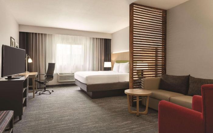 Country Inn & Suites by Radisson, Byram/Jackson South, MS