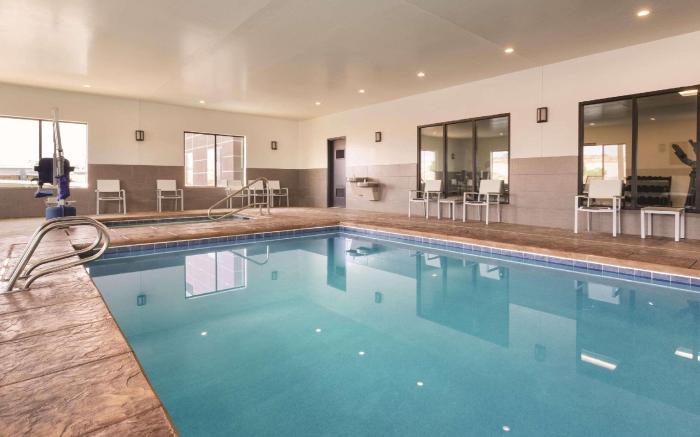 Country Inn & Suites by Radisson, Page, AZ