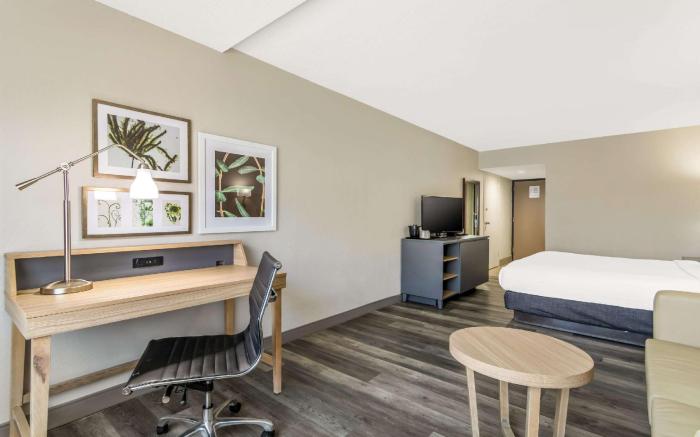 Country Inn & Suites by Radisson, Atlanta Airport South, GA