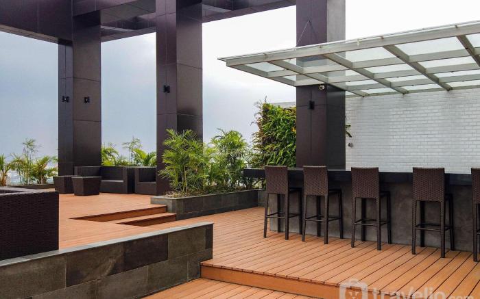 Spacious 2BR Loft Apt Maqna Residence By Travelio