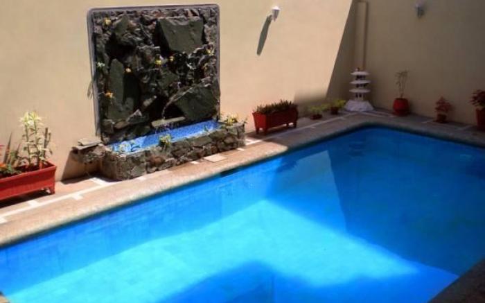 Hostal Perla Real Inn
