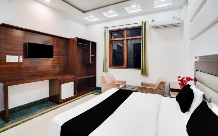 Super Townhouse Selaqui Chakrata Road