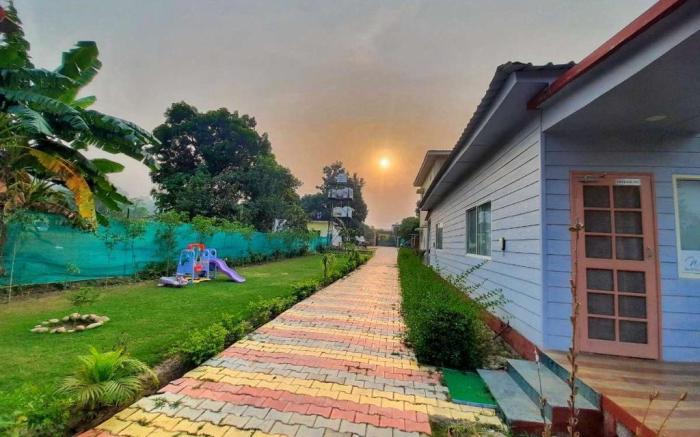 Veda Inn Corbett