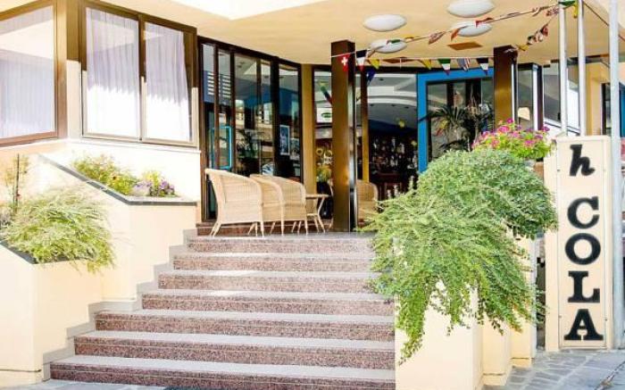 Hotel Cola Frontemare