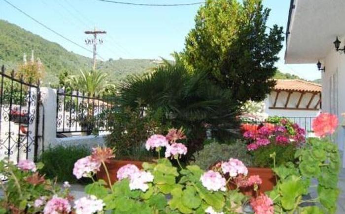 Nimfi Hotel, Skiathos
