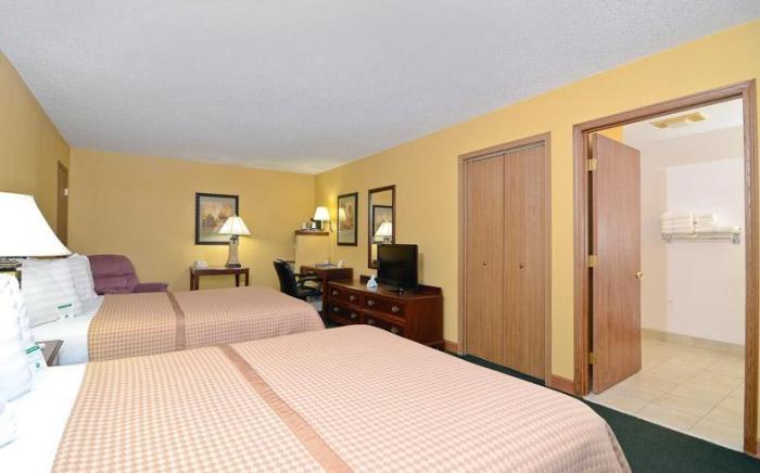 Americas Best Value Inn Iola