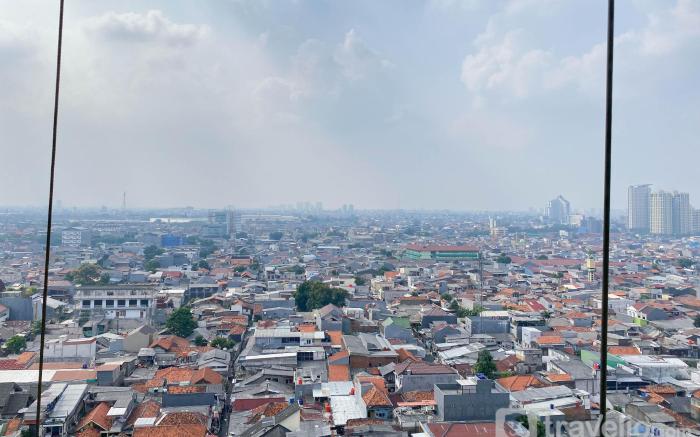 Modern Look 2BR The Wave Kuningan Apt By Travelio