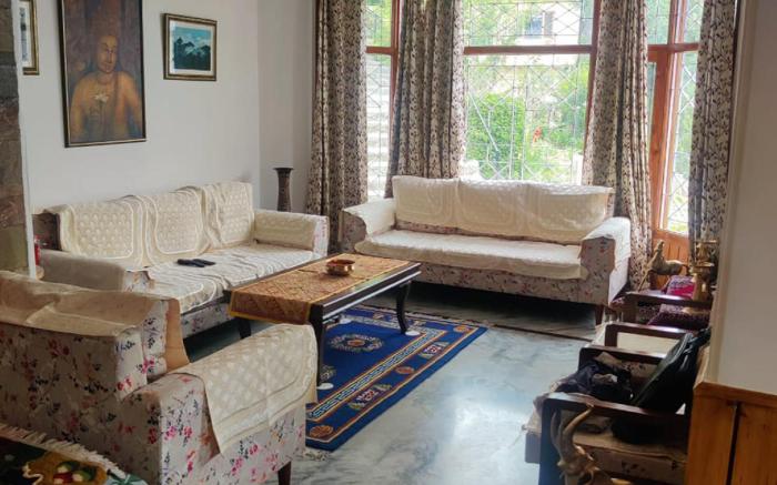 Shri Villa