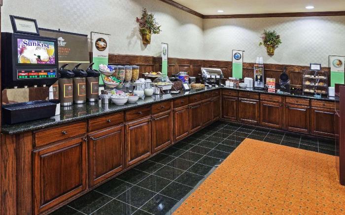 Country Inn & Suites by Radisson, Amarillo I-40 West, TX