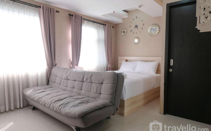 Spacious Studio Grand Asia Afrika Apt By Travelio
