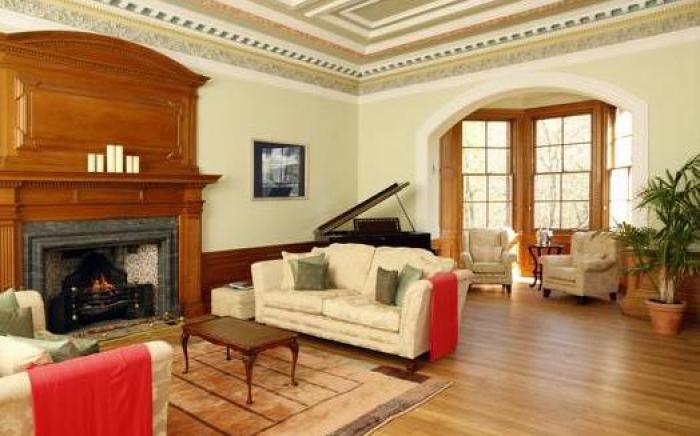Glencoe House