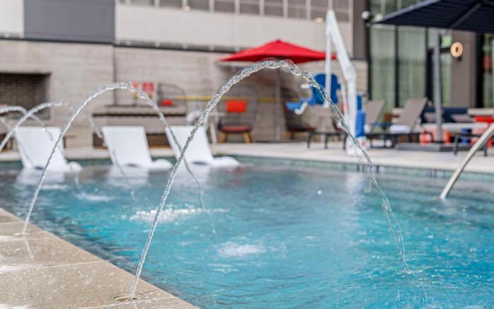 Cambria Hotel Austin Downtown