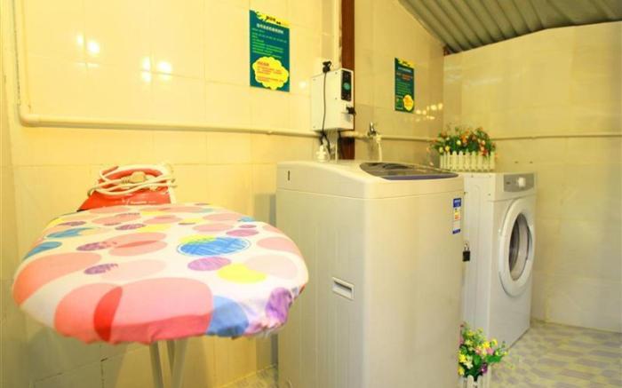 GreenTree Inn Haikou Guomao Business Hotel