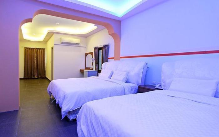 Coral Sea Resort Hotel