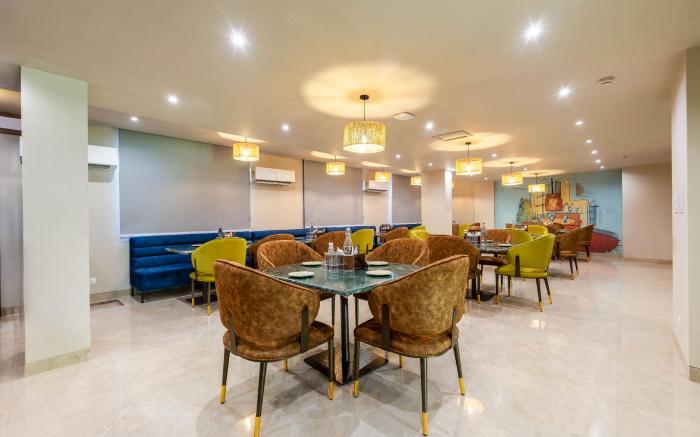 Saltstayz Select- Medicity (Near Medanta Hospital)