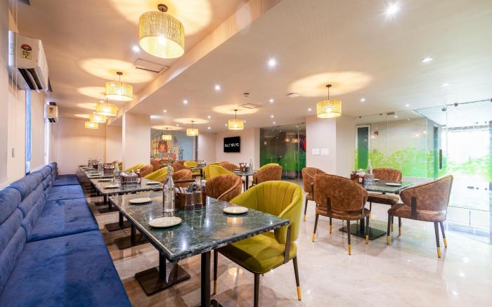 Saltstayz Select- Medicity (Near Medanta Hospital)