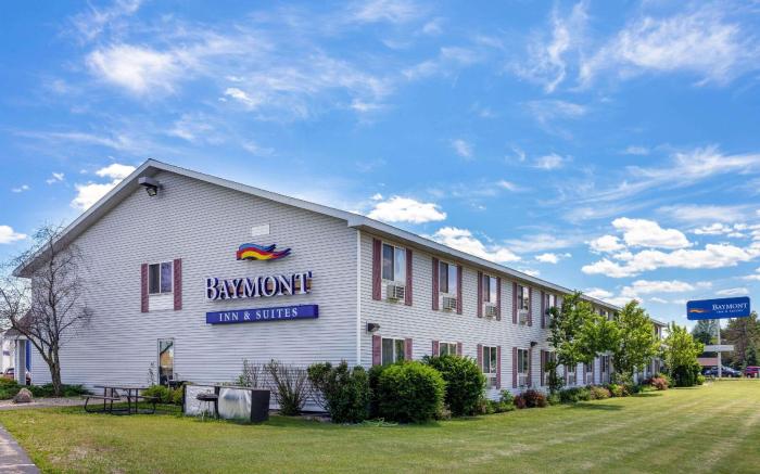 Baymont by Wyndham Marinette