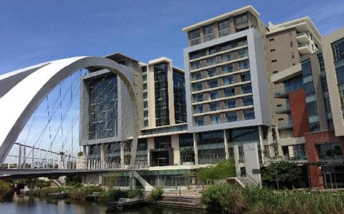 The Residences Crystal Towers