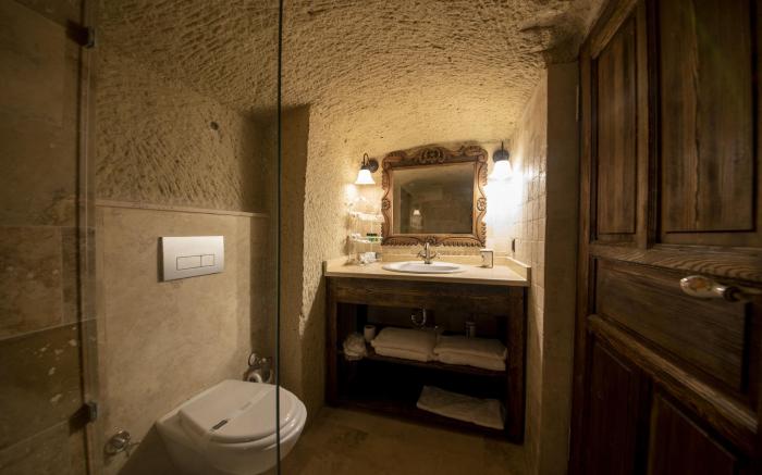 Shiraz Cave Cappadocia