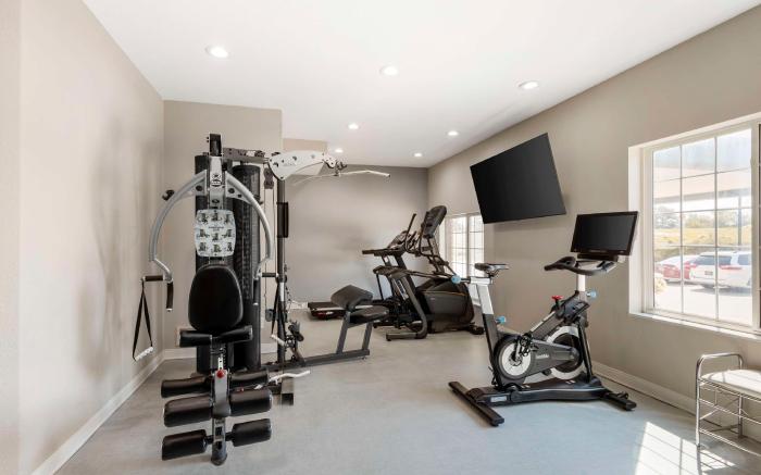 Best Western Plus Des Moines West Inn and Suites