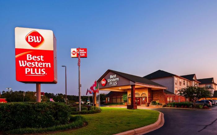 Best Western Plus Bessemer Hotel and Suites