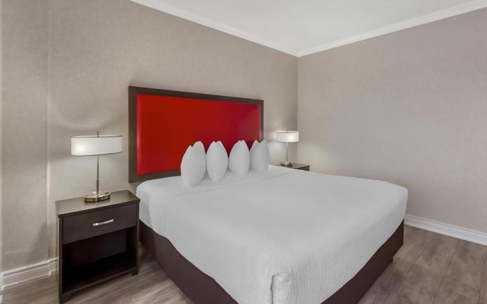 Best Western Plus Rose City Suites