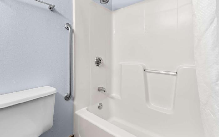 Best Western Holiday Manor