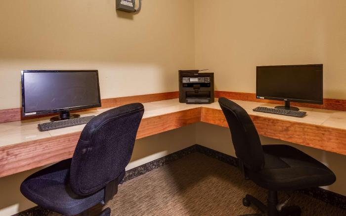 Best Western PLUS Grapevine Inn