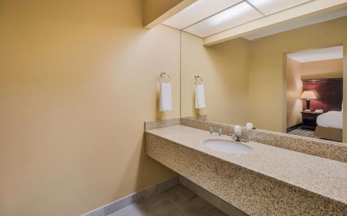 Best Western University Inn