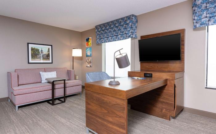 Hampton Inn & Suites Marshalltown
