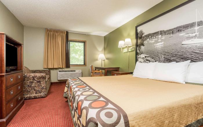 Super 8 By Wyndham Red Wing
