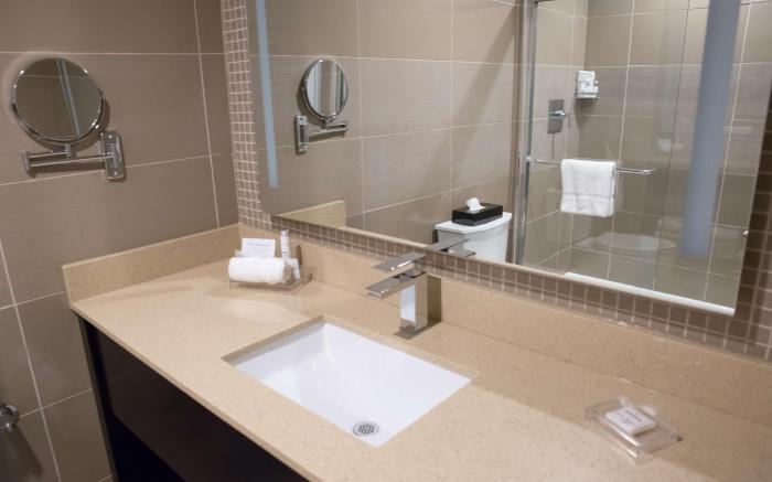 Best Western Premier NYC Gateway Hotel