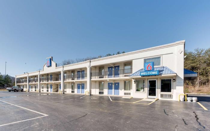 Motel 6 Kingston, TN