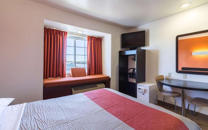 Motel 6 Huron, OH - Sandusky