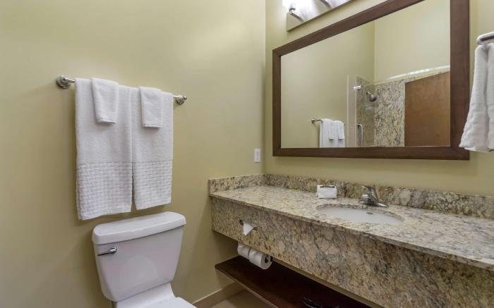 Best Western Plus Lacey Inn & Suites