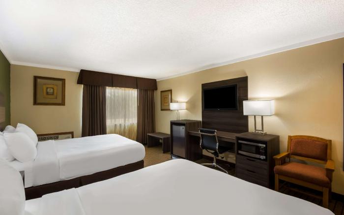 Best Western Prairie Inn & Conference Center