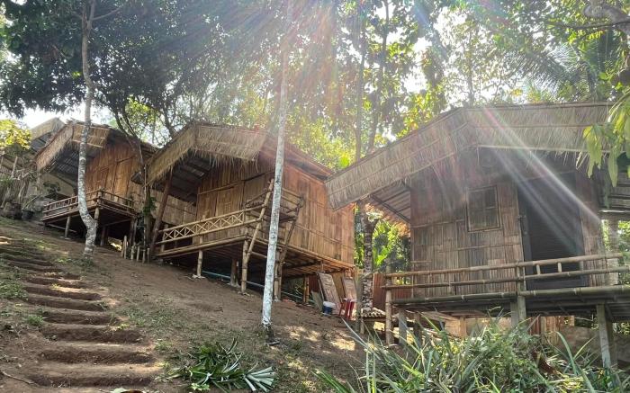 Baan Mon Non Len (บ้านมอญนอนเล่น)