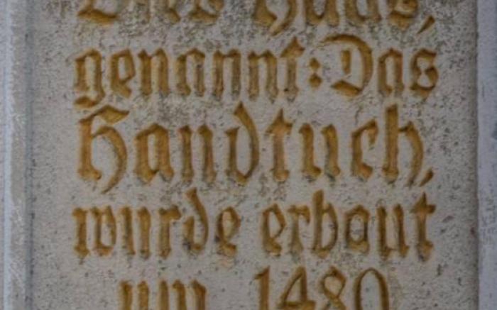 Zum Handtuch
