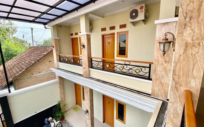 MADINA GUEST HOUSE Syariah near Gembira Loka Zoo Yogyakarta Mitra RedDoorz