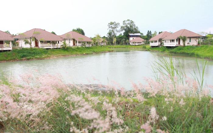 Pirom Lake and Resort