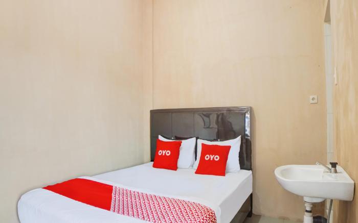 OYO 92826 Penginapan Syariah Faster Inn