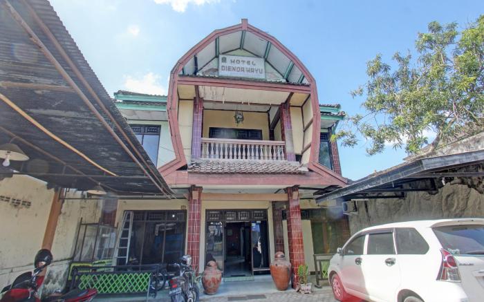 Hotel O Dienda Hayu Near Alun Alun Tastura