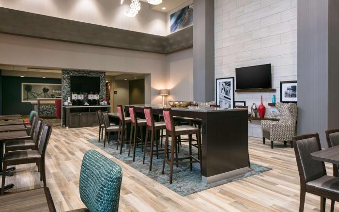 Hampton Inn Wichita Northwest