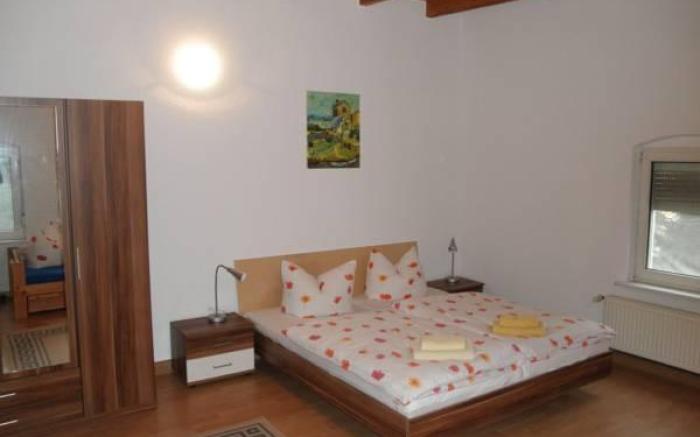 Apartment-Ferienwohnung Dresden-Briesnitz