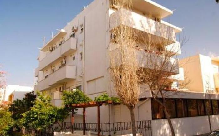 Lefka Hotel & Apartments