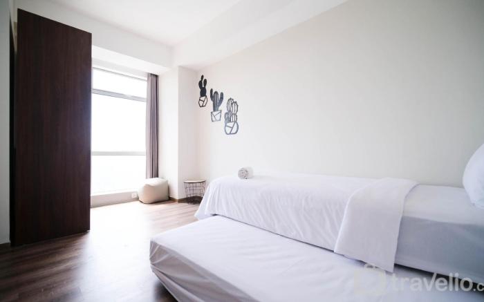 Beautiful 2BR Grand Sungkono Lagoon By Travelio