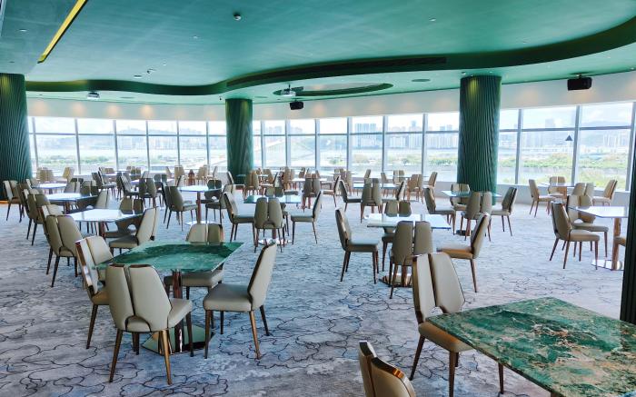 YOHO Treasure Island Hotel