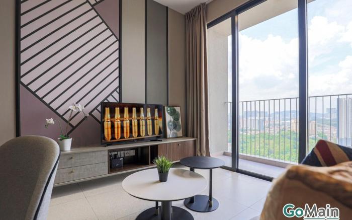 For 4 with Parking /2BR Suite Millerz Midvalley KL